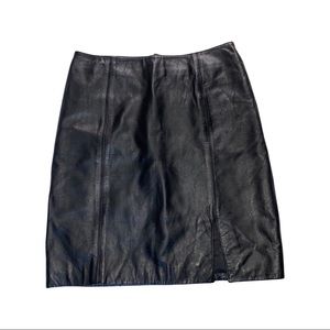 Reflections leather mini skirt size 6 black soft lined front leg slit